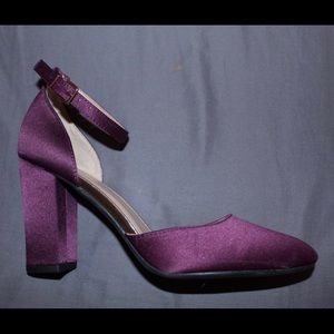 Burgundy chunky heel